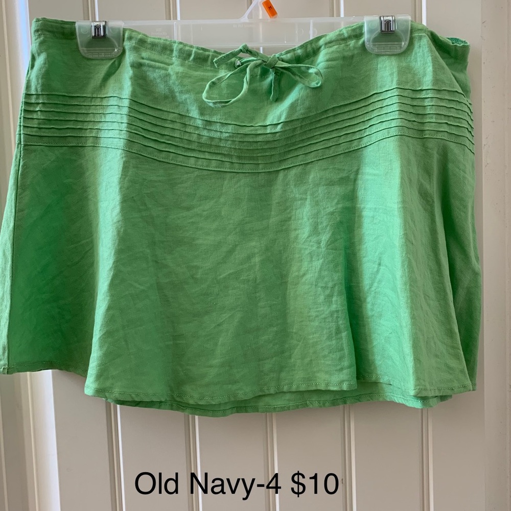 Old Navy skirt size 4